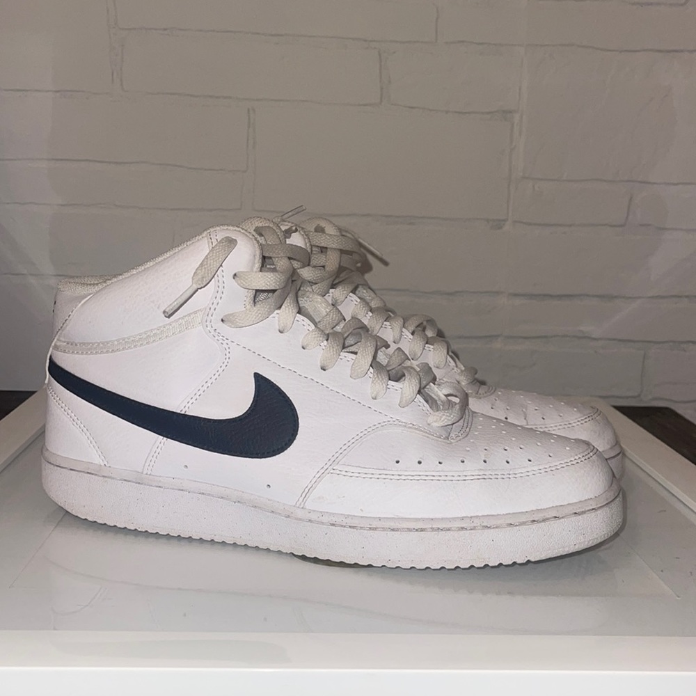 Nike Court Vision Mid